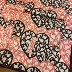 未使用★Yves Saint Laurent★大判ハンカチ ロゴ　ハート柄シルク