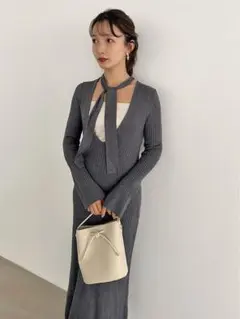 新品‼️スナイデルチョーカーディティールニットワンピース