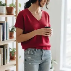 【美品】favori ニット トップス 深Vネック レッド 半袖 M相当のサムネイル