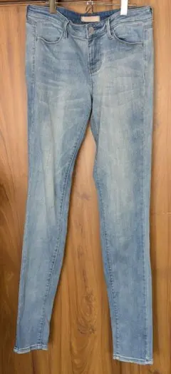 UNIQLO ウルトラストレッチジーンズ（ミドルライズ）サイズ25