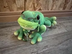 【美品・値下げOK！】リアルカエルポーチ かえる ぬいぐるみ
