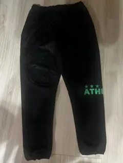 ATHLETA ジャージ パンツ ブラック Lサイズのサムネイル