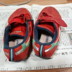 ASICS ベルト式スニーカー レッド