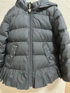 【美品】メゾピアノ フリル付き黒ダウンコート