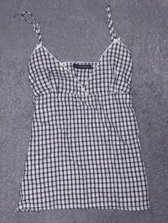 Brandy Melville キャミソール 海外ガールのサムネイル