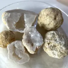 まとめ売り 280g 水晶ジオード