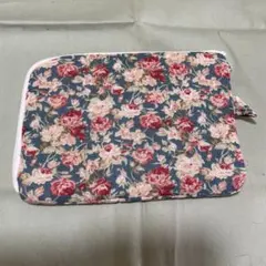 布製　花柄マルチポーチ