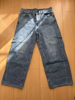 GU ローライズバギージーンズ　ワイドデニム