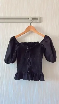 オフショルトップス 黒