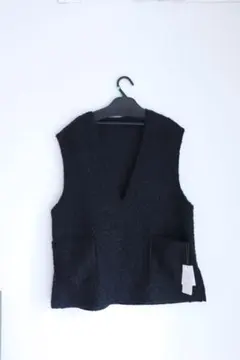 【新品】本日発送！大人気黒ニットベスト Mサイズ、ボアニットベスト