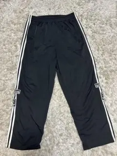 アディダス トラックパンツ