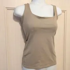 ​美品 ZARA スクエアネック タンクトップ S ベージュ ヨガ ストレッチのサムネイル
