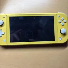 ジャンク】Switch lite イエロー スティックドリフト現象 画面傷あり