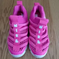 NIKE ナイキ サンダル　Novice ダイナモ ノービス　キッズ21.5cm