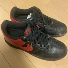 Nike Air Force 1 ブラック/レッド