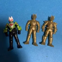 仮面ライダーギーツ　びっくら？たまご　バスボール　リアルミニライダー
