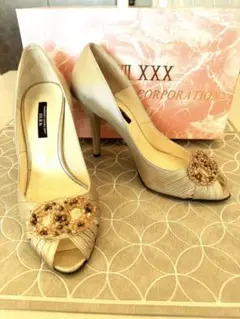 ☆定価約2.5万円・美品☆ SEVEN TWELVE THIRTY ハイヒール