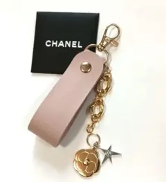 CHANEL　2025　カメリアチャームのサムネイル