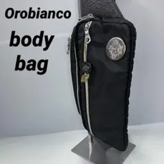 Orobianco ボディーバッグ ワンショルダー ワンポイント ロゴ 黒
