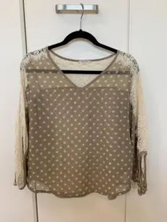ドットレースブラウス　シースルー　ベージュ　フリーサイズ
