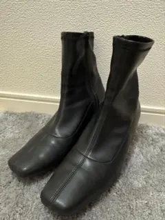 ショートブーツ