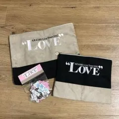 嵐　LOVE グッズ　ポーチ　ステッカー