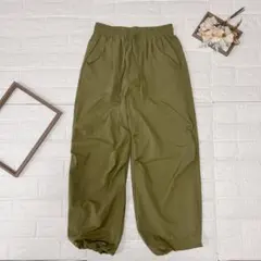 DRESKIP カーゴパンツ カーキ Mサイズ 薄手 ワイドパンツのサムネイル