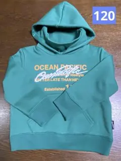 【120サイズ】フード付裏起毛トレーナー　グリーン系　パーカー