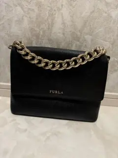 FURLA 黒 レザー ハンドバッグ ゴールドチェーン　入学　卒業