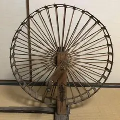 （No64）古民具　糸車 No64）古民具 糸車