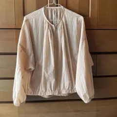 ユニクロ　ポケッタブルパーカー　 Ｍ薄ピンク