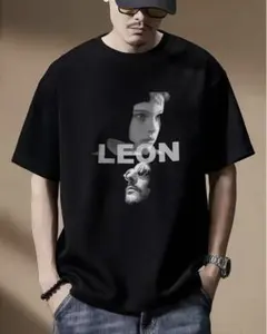 LEON プリント ブラック Tシャツ Lサイズ　映画　ムービーのサムネイル