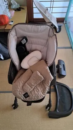 [ゆゆ様専用]コンビ Combi CWLネムリラAT 電動 ハイローチェアのサムネイル