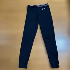 Nike Pro Combat スリムフィットレギンス 黒