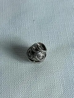 Loree Rodkin ローリーロドキン スカルデザイン フープピアス（1つ