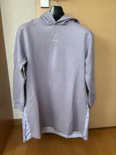 【美品】エニファム　フード付き　ワンピース 140