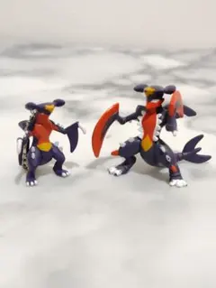 ガブリアス　メガガブリアス　キーホルダー＆ フィギュアセット　ポケモン