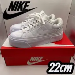 極美品箱付✨厚底NIKEウイメンズコートレガシーリフトローカットスニーカー22のサムネイル