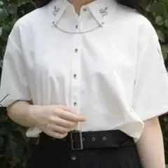 axesfemme アクシーズファム チェーン付刺繍シャツ ホワイト 白 美品