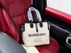 特価販売中画像をご覧くださいBurberry キャンバス トートバョルダーバッグのサムネイル