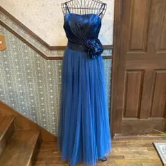 青 シフォン ロングドレス ストラップ付き 花モチーフ