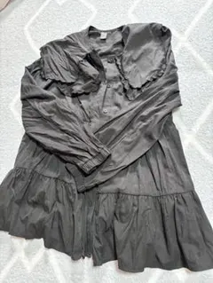 FRIFUL フリル付き黒長袖シャツ