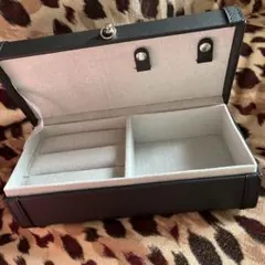 Item thumbnail for item 300d3e49-381b-4ccb-b492-2b02a970dd0c