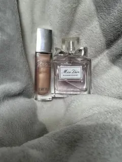 Dior ブルーミングブーケ　グロウマキシマイザー(ハイライト)セット
