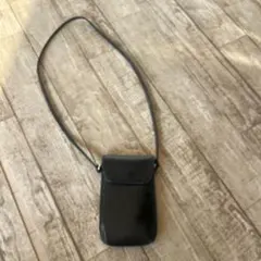 ブラックレザー スマホショルダーバッグ