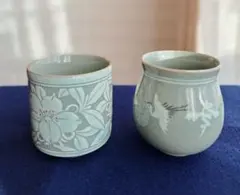 高麗青磁 寿安窯 韓国 花柄 と鶴の絵柄 陶器 湯呑み 2個セット