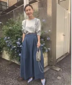 サスペンダーロングスカート