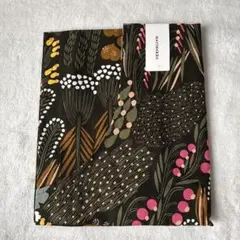 2026年最新】marimekko エプロン・三角巾の人気アイテム - メルカリ