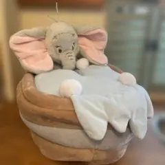 ディズニーストア くじ ダンボ クッション ぬいぐるみチェア - メルカリ