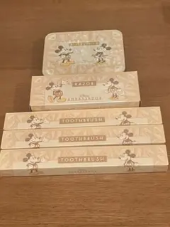ディズニーランドホテル♪ミッキーマウス 歯ブラシ シェーバーセット